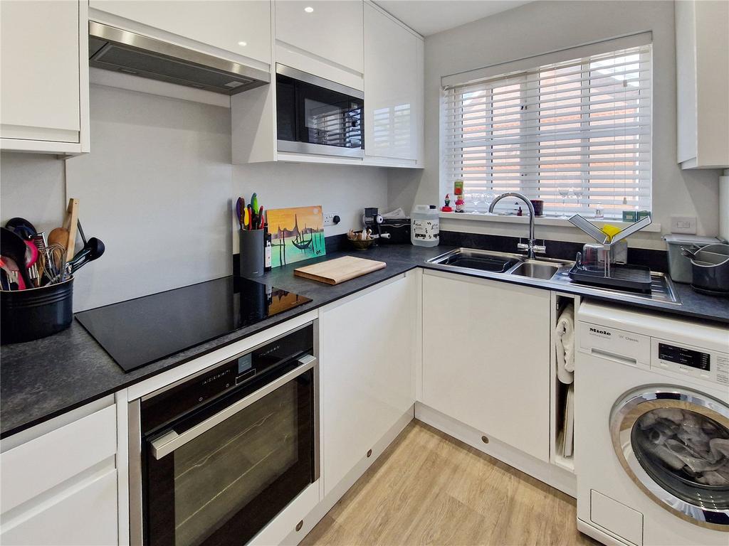 Mocatta Way, Burgess Hill, West... 2 bed terraced house to rent £