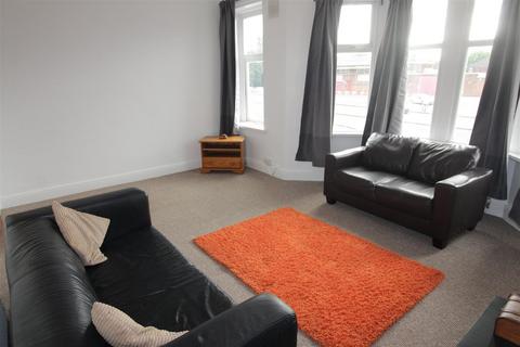 2 bedroom flat to rent, North Road, Cardiff CF14