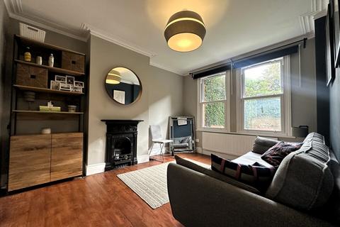 2 bedroom maisonette for sale, Northcote Road, Walthamstow, E17