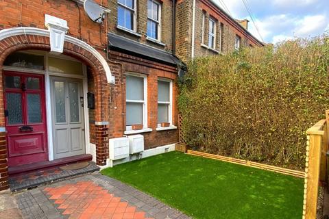 12 Northcote Road, London, E17 7DU