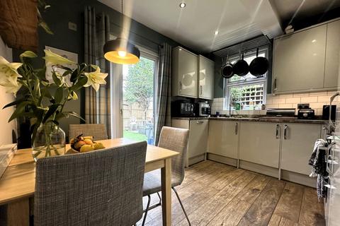 12 Northcote Road, London, E17 7DU