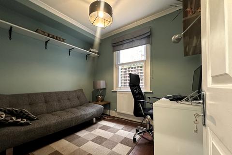 12 Northcote Road, London, E17 7DU