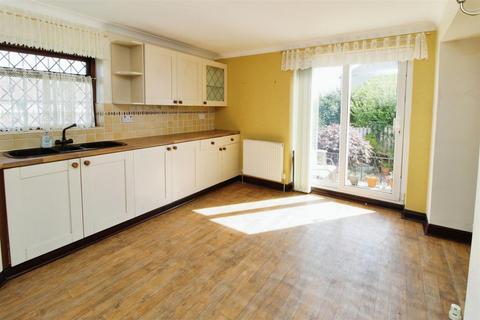 2 bedroom semi-detached house for sale, Southfield Lane, Bradford BD5