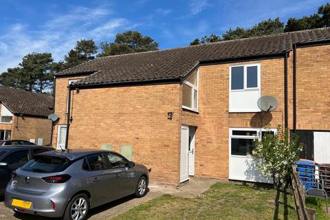 3 bedroom house to rent, Eriswell Drive, Lakenheath IP27