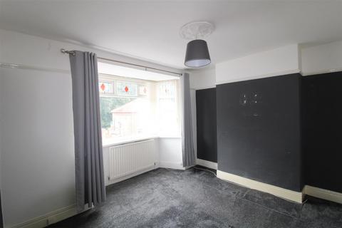 2 bedroom apartment for sale, Kentmere Avenue, Walkerdene, Newcastle Upon Tyne