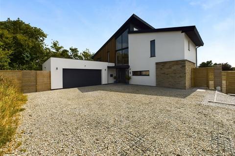 5 bedroom detached house for sale, Holsworthy, Devon