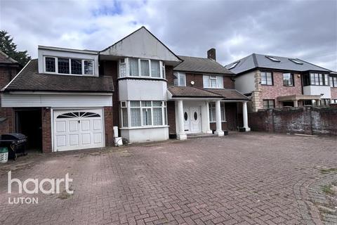 6 bedroom semi-detached house to rent, New Bedford Road, Luton