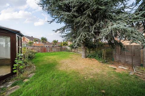 3 bedroom detached bungalow for sale, Croft Road, Camblesforth