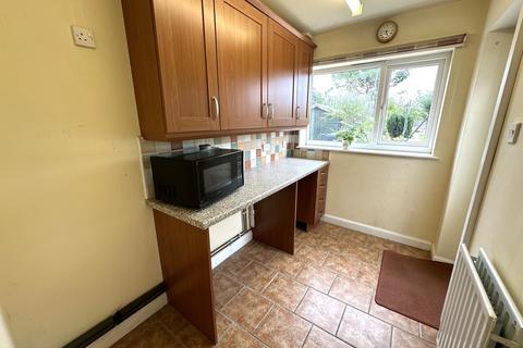236 Henhurst Hill, Burton-on-trent, DE13 9SU