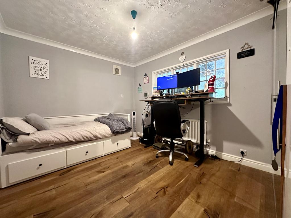 Office bed 3