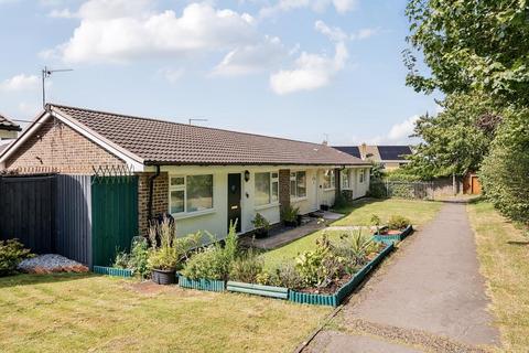 2 bedroom bungalow for sale, Swindon,  Wiltshire,  SN6