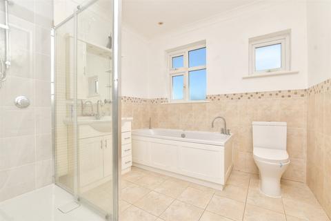 25 Merlin Grove, Beckenham, BR3 3HR