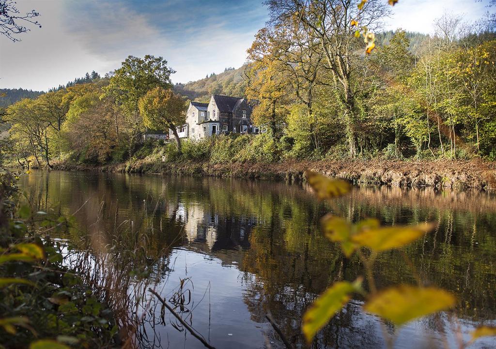 Howell's chouse image (2).jpg