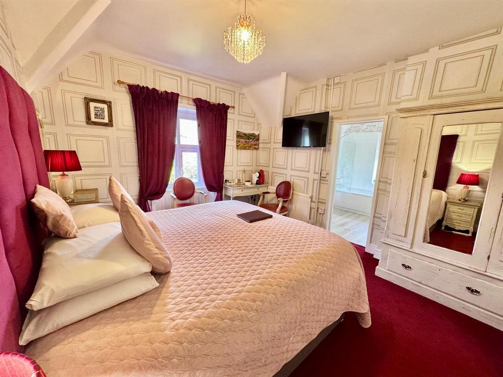 PHOTO-2025-02-28-12-57-43 (5).jpg