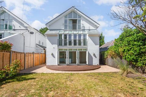 19 Grasmere Road, Sandbanks, Poole, BH13 7RH