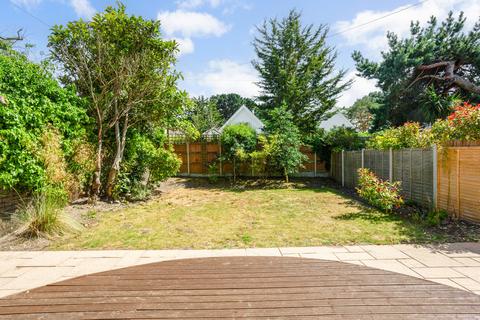 19 Grasmere Road, Sandbanks, Poole, BH13 7RH