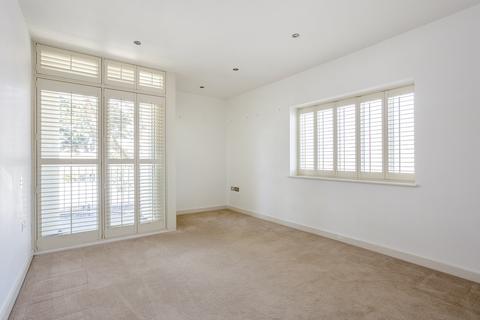 19 Grasmere Road, Sandbanks, Poole, BH13 7RH