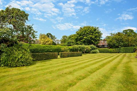 4 bedroom detached house for sale, Grayswood Copse, Grayswood Road, Grayswood, Haslemere, Surrey