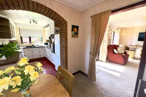 5 Bennett Road, Thornton-cleveleys, FY5 2RR