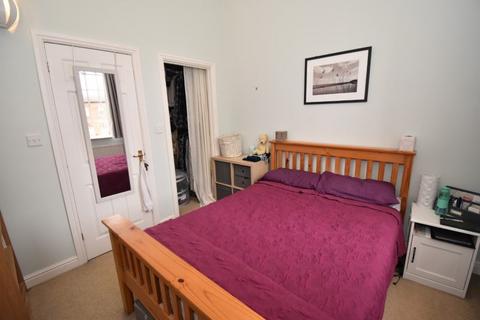 8 Powderham Walk, Exminster, Exeter, EX6 8TW