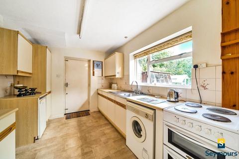 56 Cedar Way, Guildford, GU1 1JQ