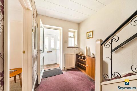 56 Cedar Way, Guildford, GU1 1JQ