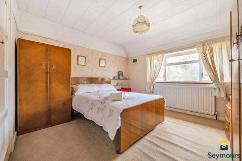 56 Cedar Way, Guildford, GU1 1JQ