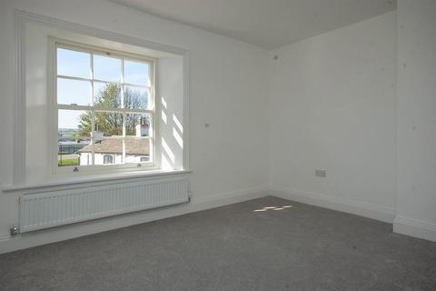 2 bedroom apartment to rent, High Street, Wakefield WF4