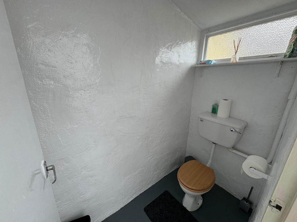 WC.jpg