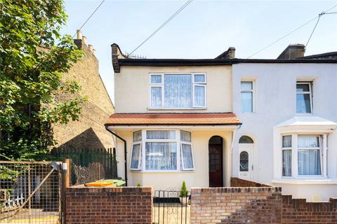 3 bedroom terraced house for sale, West Road, Stratford, London, E15