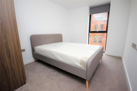 2 bedroom apartment to rent, Whitworth Street, Manchester M1