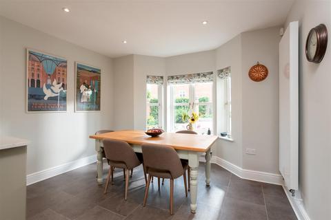 11 Clark Close, Shipston-on-stour, CV36 4HJ