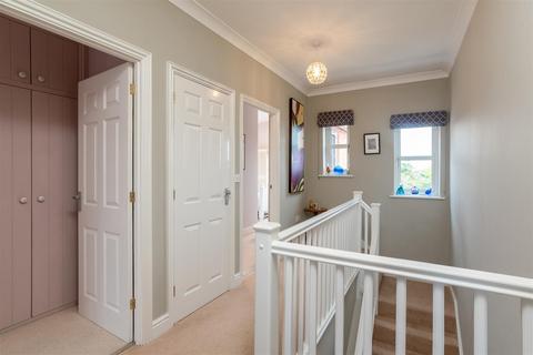 11 Clark Close, Shipston-on-stour, CV36 4HJ