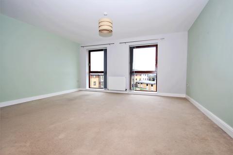 2 bedroom flat for sale, Commonwealth Drive Three Bridges, Crawley RH10