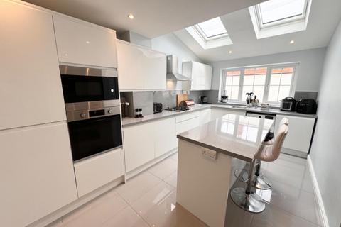 28 West Crescent, Darlington, DL3 7PR