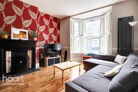 4 bedroom terraced house for sale, Grove Road, London