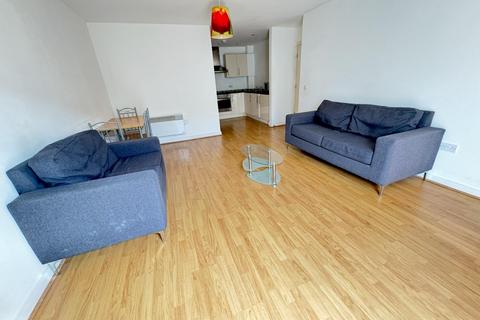 2 bedroom flat to rent, Hulme High Street, Manchester M15