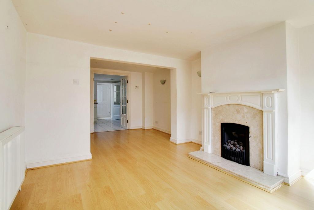 Sitting/ Dining Room