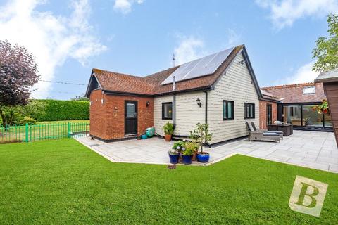 3 bedroom detached bungalow for sale, The Chase, Wickford, Essex, SS12