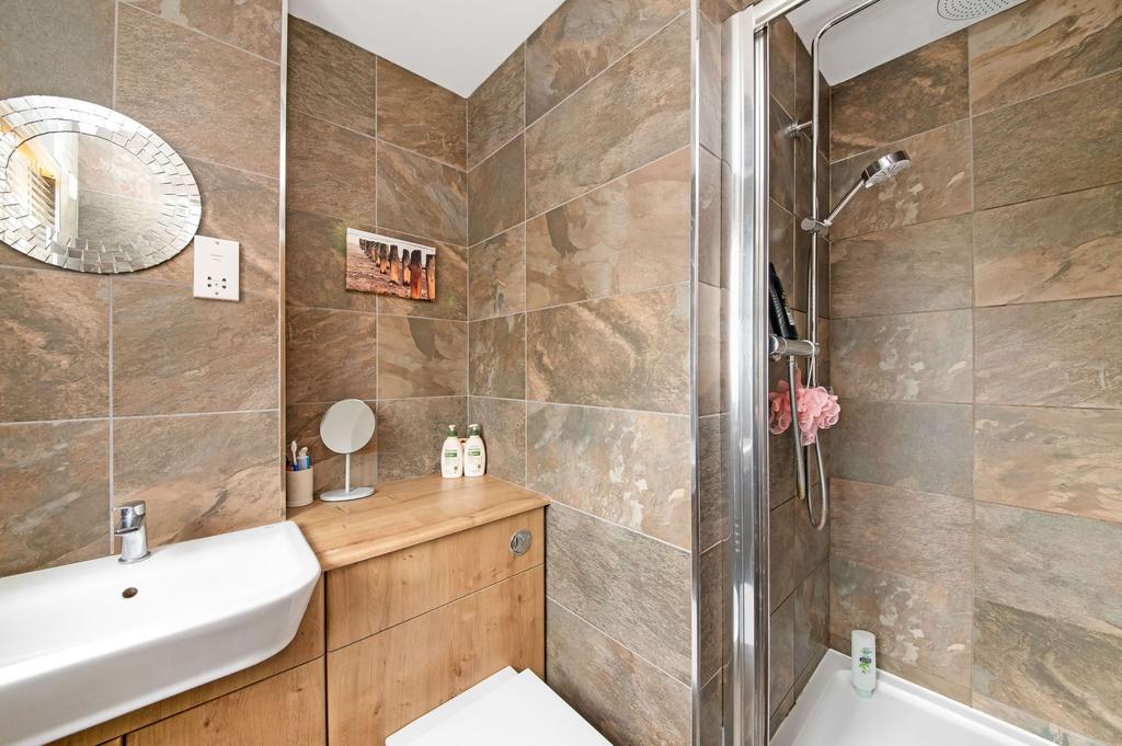 En suite shower room