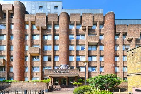 1 bedroom flat for sale, Riverdale House, London SE13