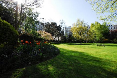 Studio for sale, Queens Gate Gardens, South Kensington, London, SW7