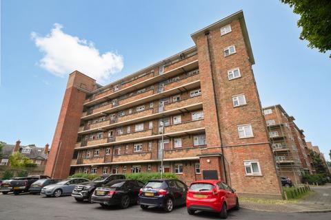 2 bedroom flat to rent, Jay House, Horne Way, Putney, SW15