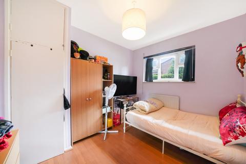 2 bedroom flat to rent, Jay House, Horne Way, Putney, SW15