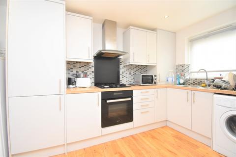 3 bedroom maisonette to rent, Pollard Walk Sidcup DA14