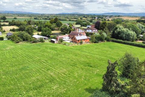 3 bedroom country house for sale, The Leigh, Gloucester