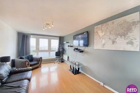 1 bedroom apartment for sale, Salisbury Ave, Westcliff On Sea