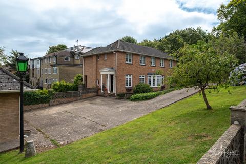 5 bedroom detached house for sale, Chatsworth Avenue, Shanklin