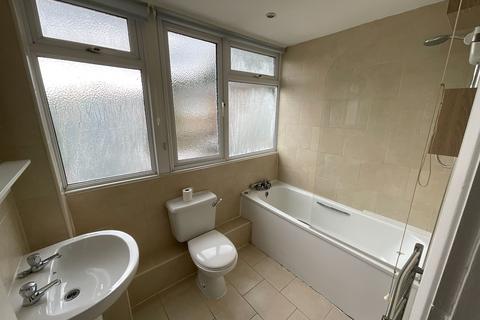 27 Belstedes, Basildon, SS15 5LJ