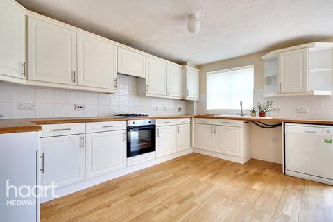 4 bedroom terraced house for sale, Gun Tower Mews, Rochester